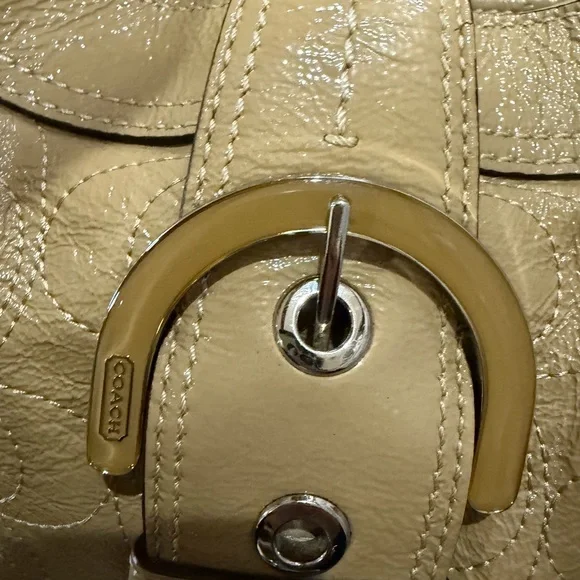 Coach Beige Textured Leather Shoulder Bag - Picture 2 of 5